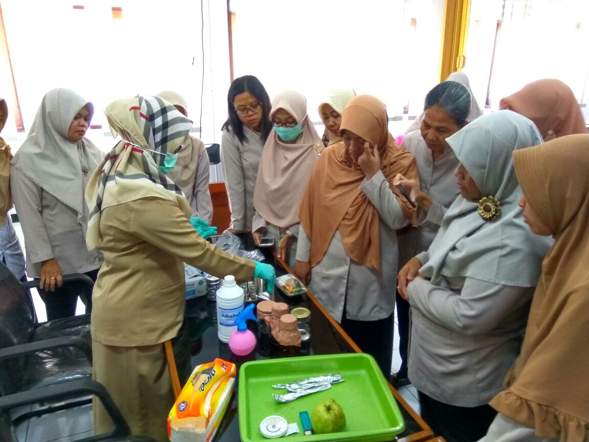 In House Training Pengambilan Sampel Lingkungan