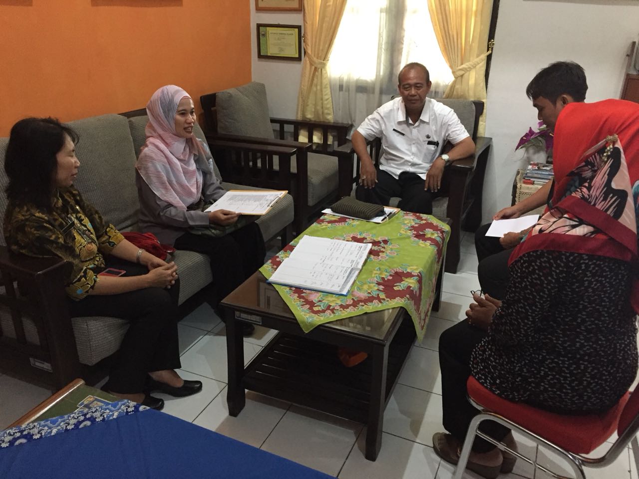 Review Implementasi Kawasan Tanpa Rokok Di Kabupaten Batang