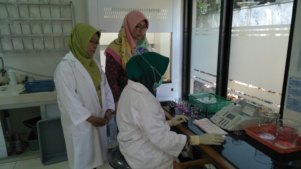 Pendampingan  Laboratorium  Daerah  di UPT Labkesda  Kabupaten Pekalongan
