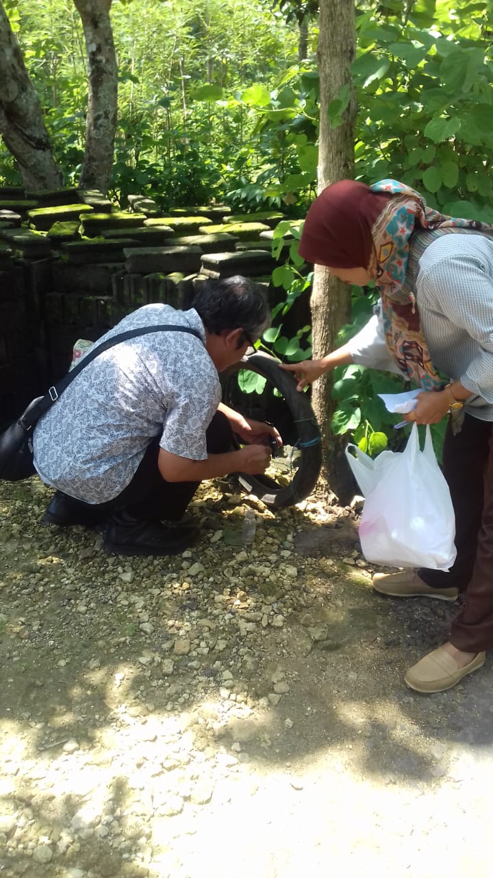 Pengumpulan Spesimen Dalam Survei Vektor DBD di Wilayah Kerja Puskesmas Karangmojo II Kabupaten Gunungkidul Daerah Istimewa Yogyakarta Tahun 2019
